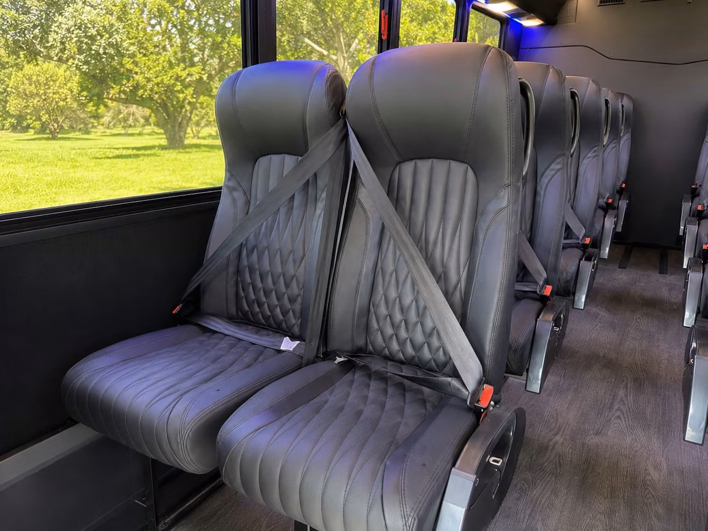 west jordan 15 passenger minibus rental